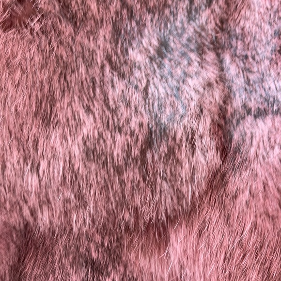 Beautiful fur/velvet vest a unique piece. - Picture 5 of 11